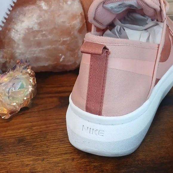 NIKE Court Alta Vision Women's Pink Sneakers Sz 10 - Picture 6 of 10